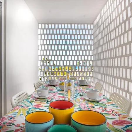 En Milla Oro Appartement *